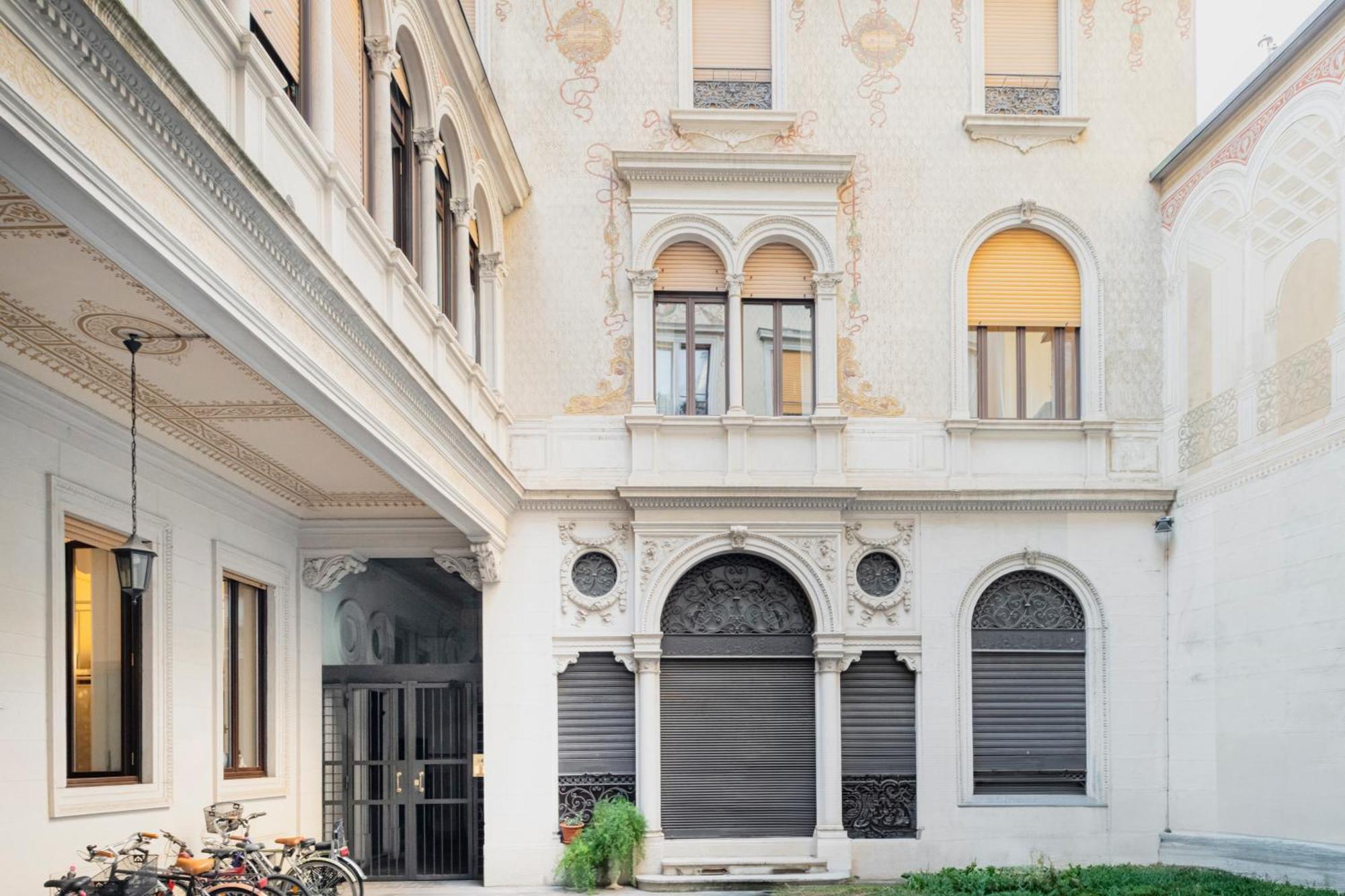 Appartement Easylife - Accogliente Monolocale In Via Torino, Posizione Perfetta Per Scoprire La Citta à Milan Extérieur photo